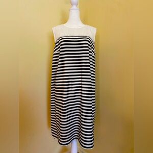 Tommy Hilfiger Black & White Striped Knit Sleeveless Knee Length Dress. Sz Large